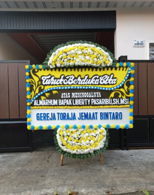 Papan Bunga Duka di Concong